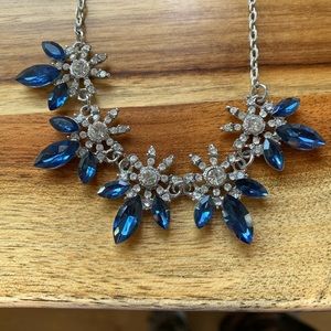 Necklace-costume jewellery